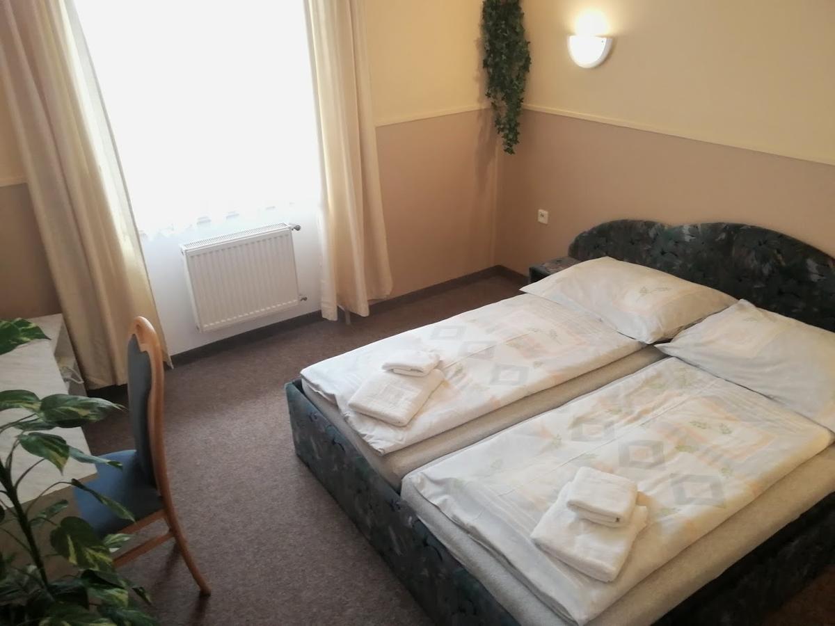 Hotel Wertheim Praga Exterior foto